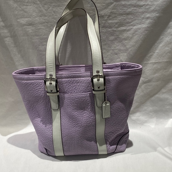 Coach F10692 Lavender and White Tote Bag - Picture 1 of 10